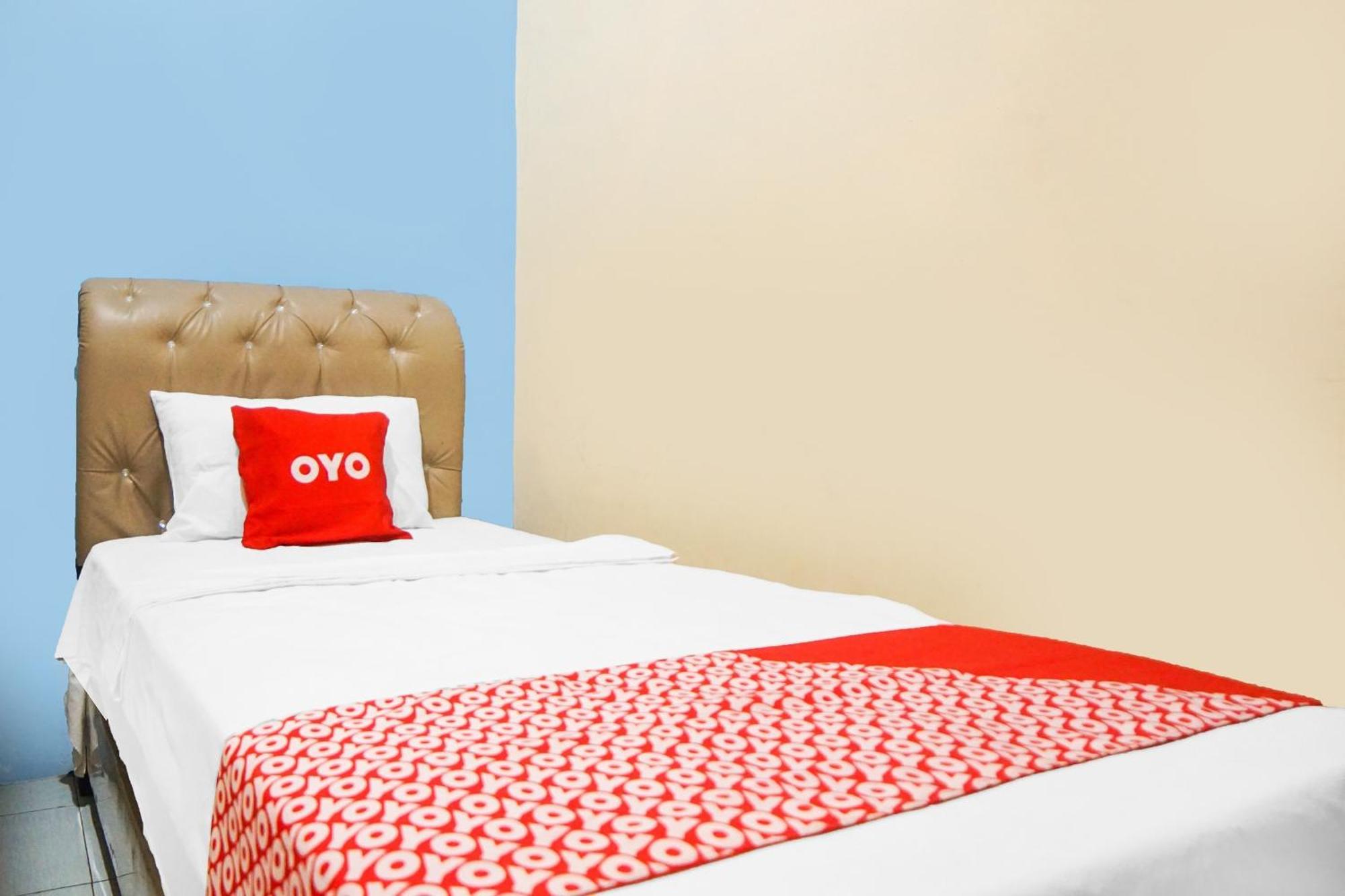 Oyo 92076 Sky Residence Cengkeh Medan Zewnętrze zdjęcie