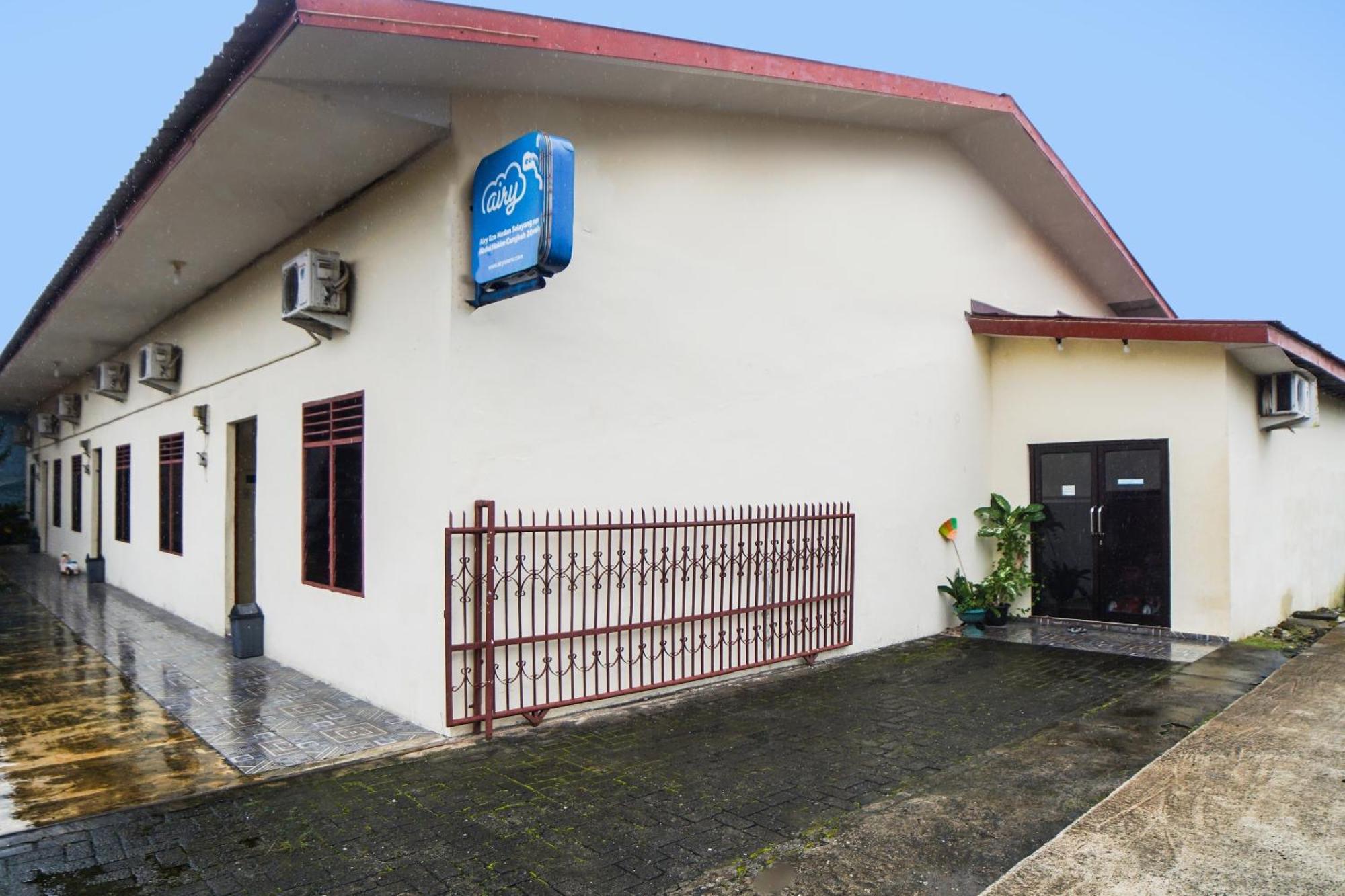 Oyo 92076 Sky Residence Cengkeh Medan Zewnętrze zdjęcie